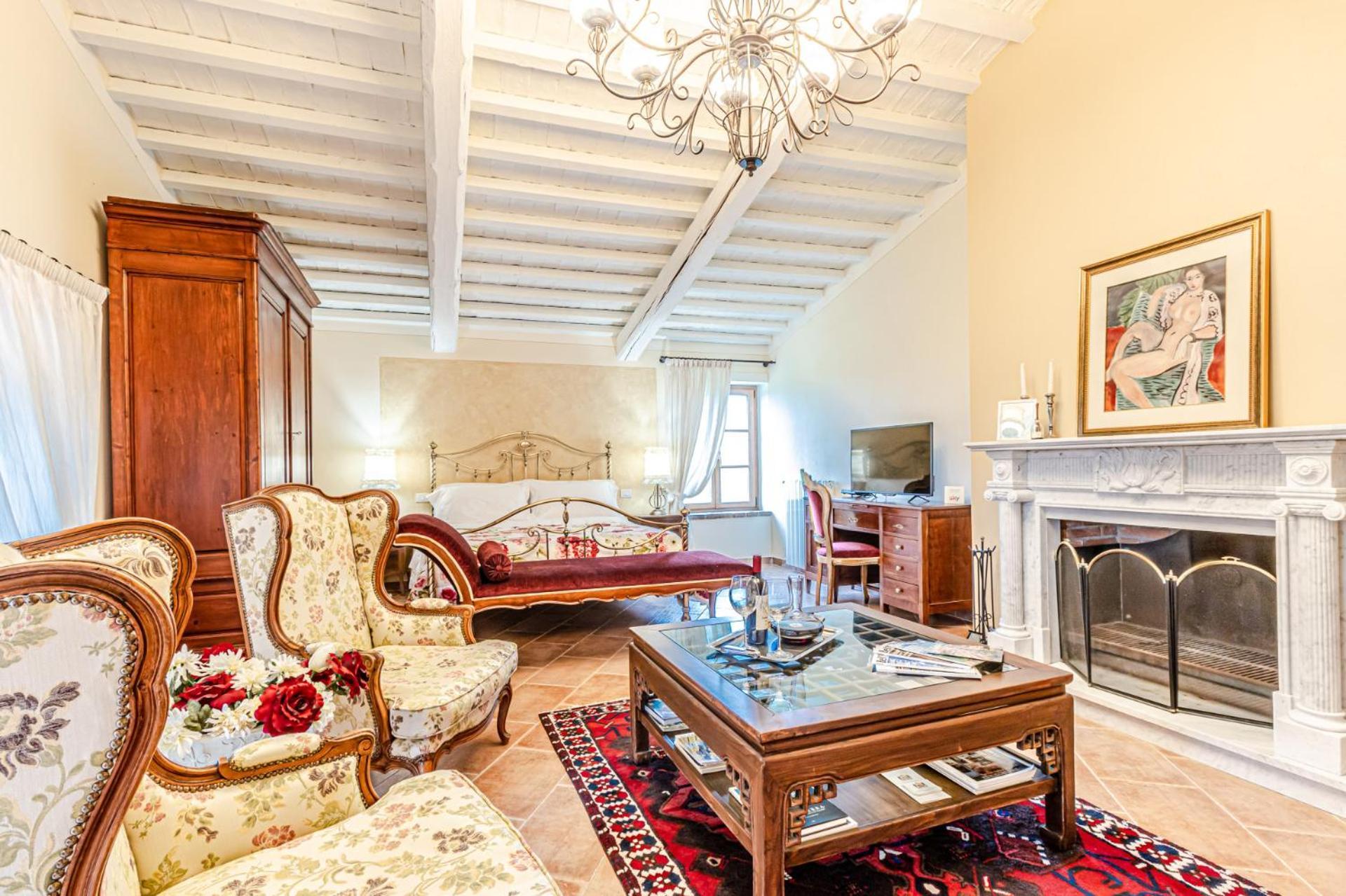 Chateau La Siroque มอนเตคาตีนี วัล ดิ เชชินา ภายนอก รูปภาพ